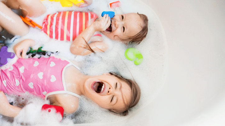 spelletjes voor kinderen zorgen voor plezier in bad Kneipp