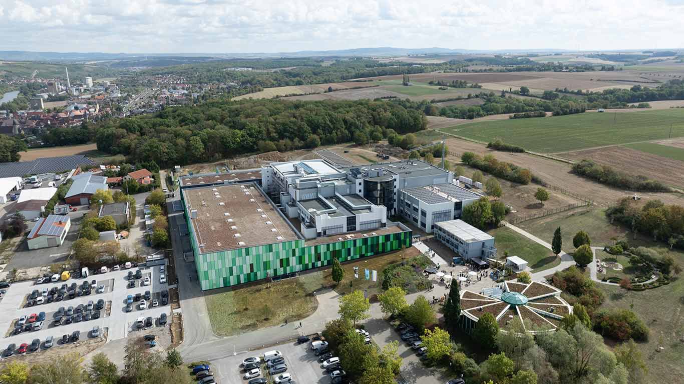 Drohnen Aufnahme des Hauptsitzes von Kneipp in Ochsenfurt-Hohestadt.