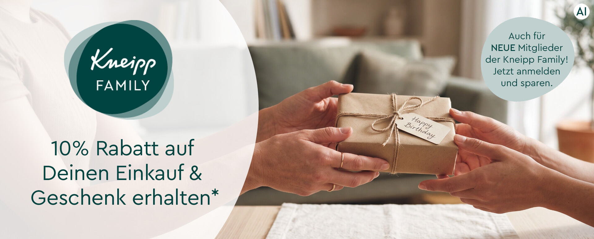 Geschenk wird von einer Person an eine andere &uuml;bergeben. 