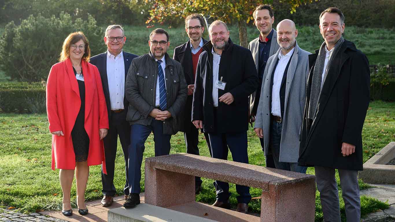 Der bayerische Gesundheitsminister Klaus Holetschek besuchte heute gemeinsam mit Manfred Ländner, MdL, die Unternehmenszentrale der Kneipp Gruppe in Ochsenfurt-Hohestadt