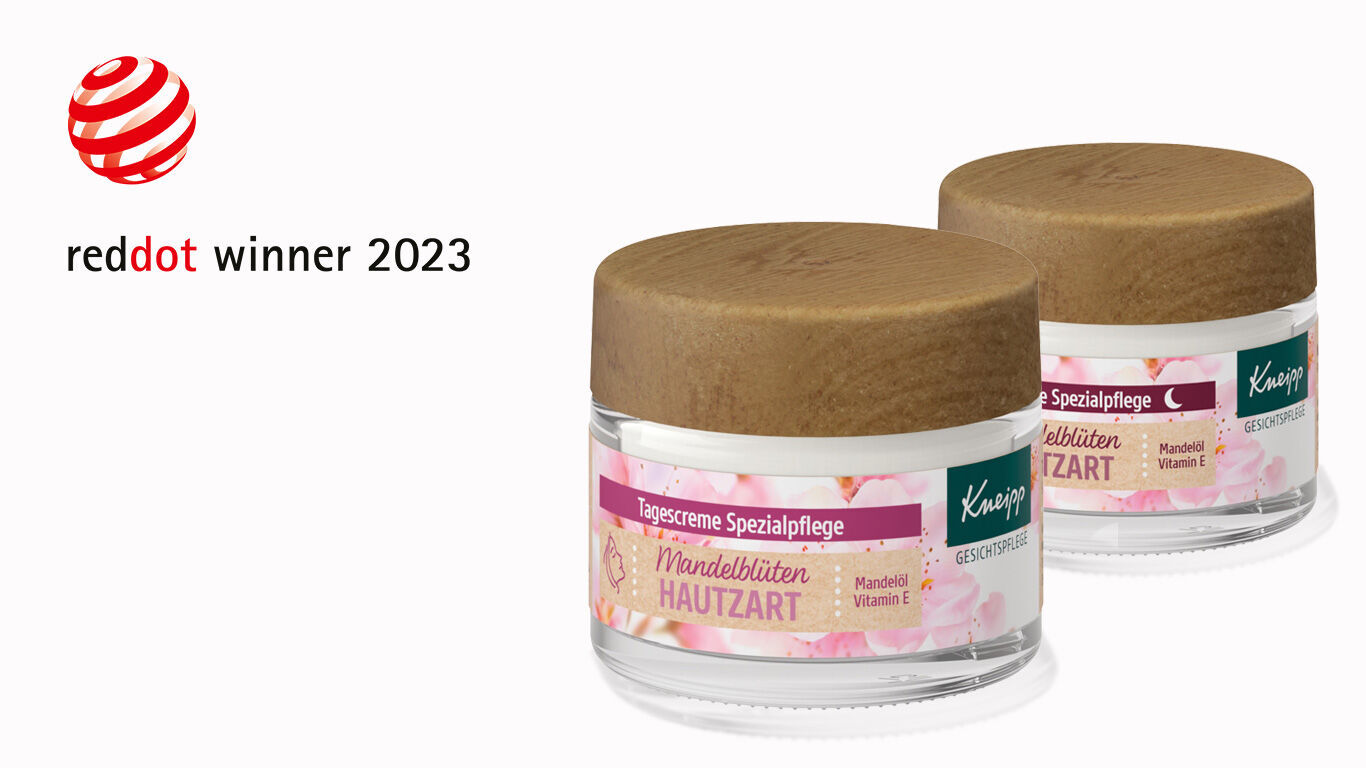 Die beiden Kneipp Mandelblüten Gesichtscremes neben dem Red-Dot-Winner-Logo