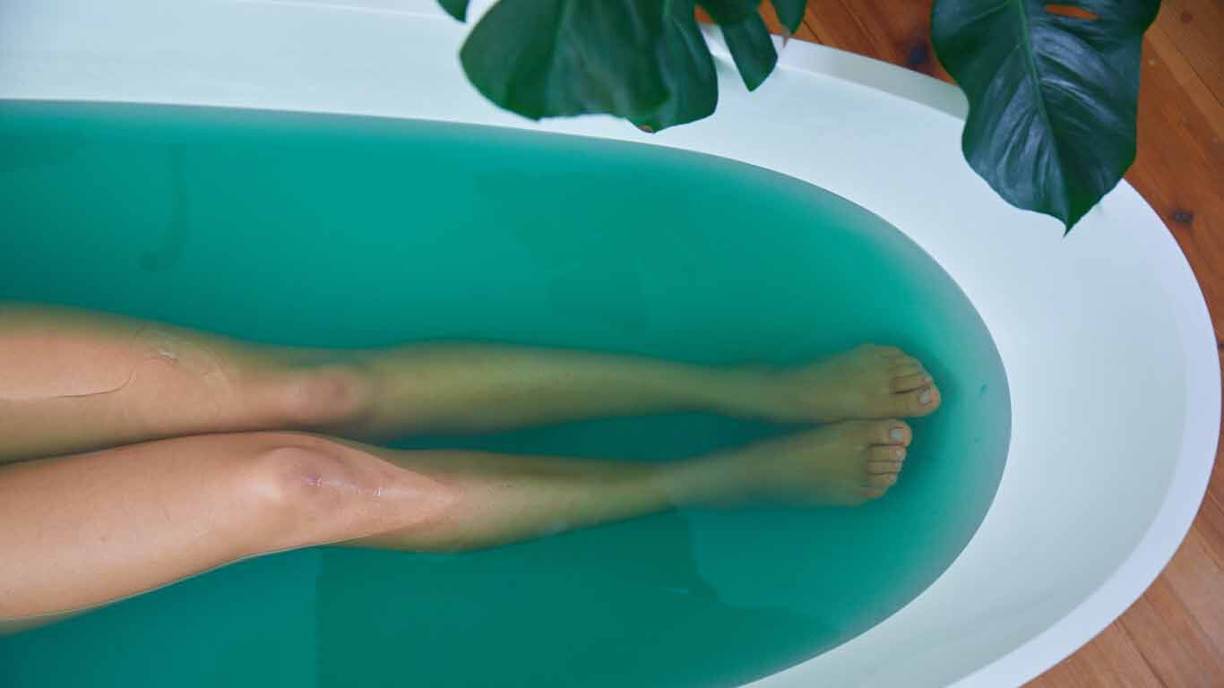 Erkältungsbad: Verwendung geeigneter Badezusätze