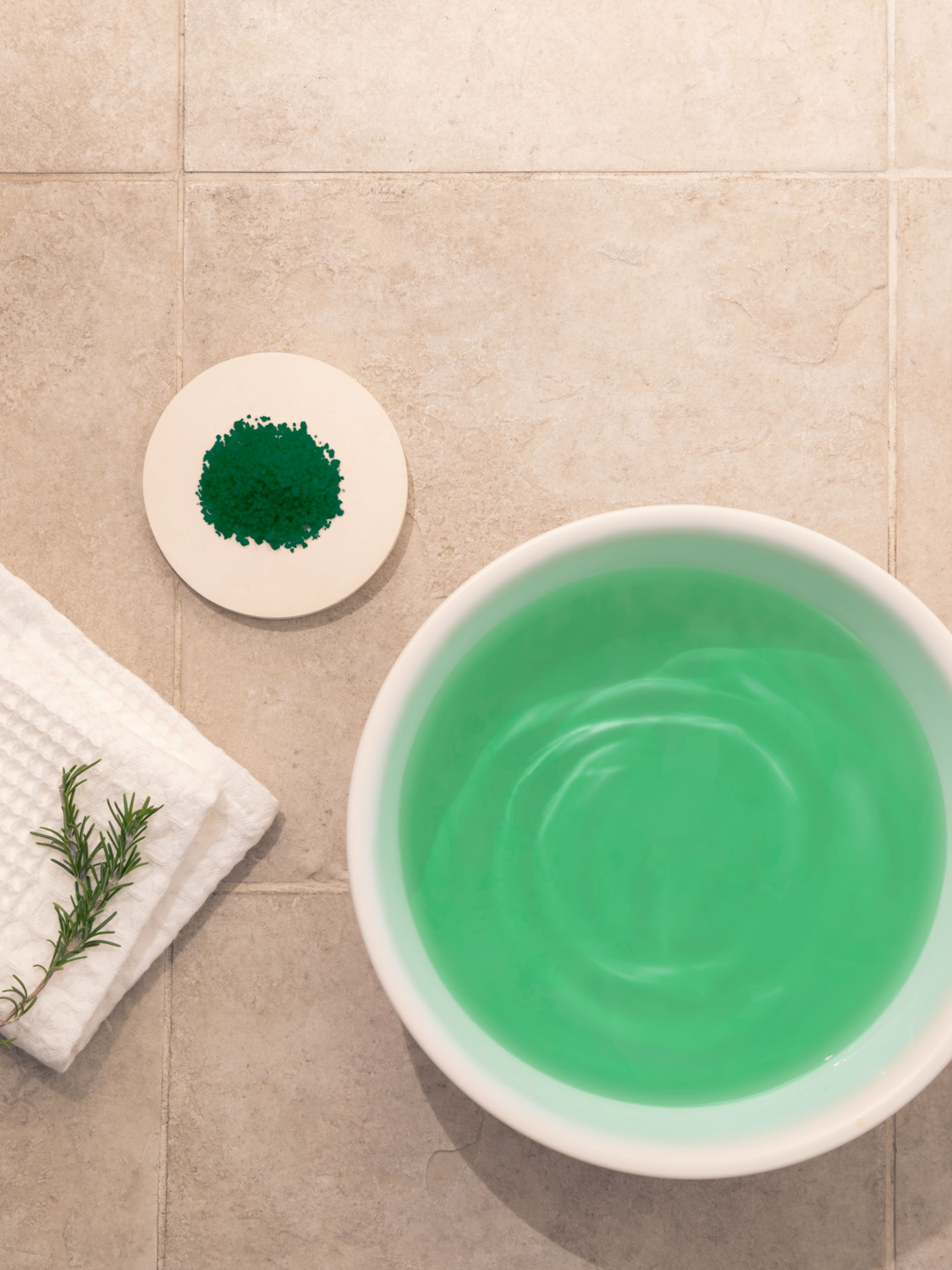 グーテルフト バスソルト パイン<松の木>＆モミの香り 850g - 左側ビュー