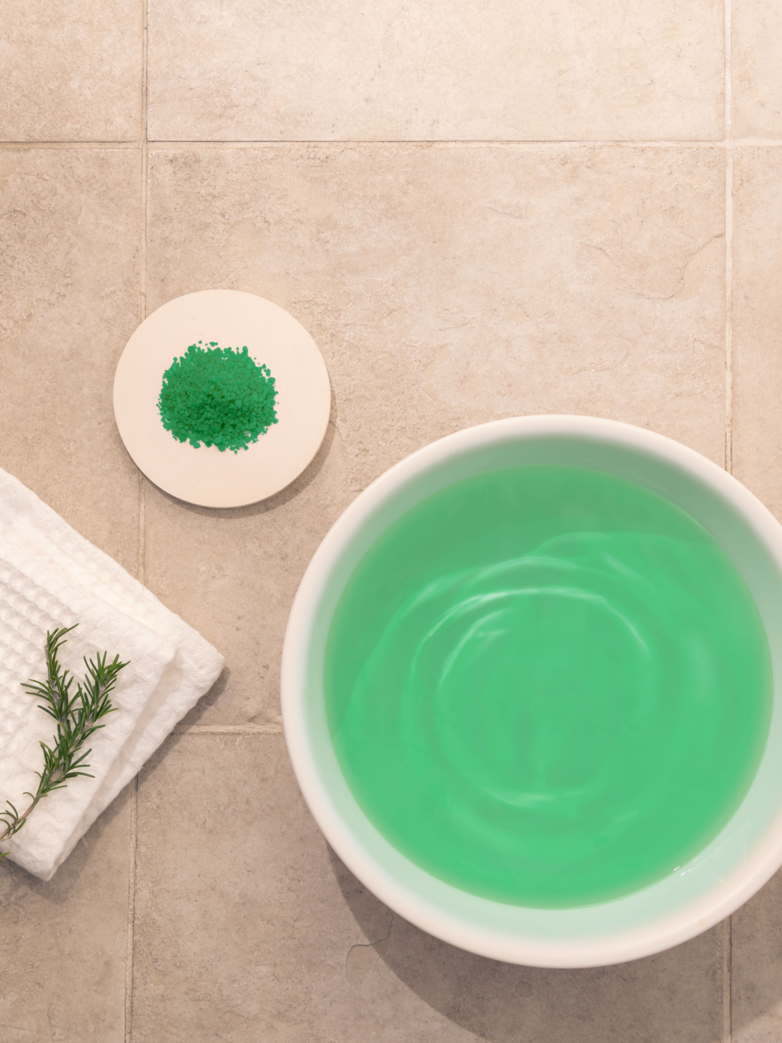 バスソルト ローズマリー＆タイムの香り 850g - 左側ビュー