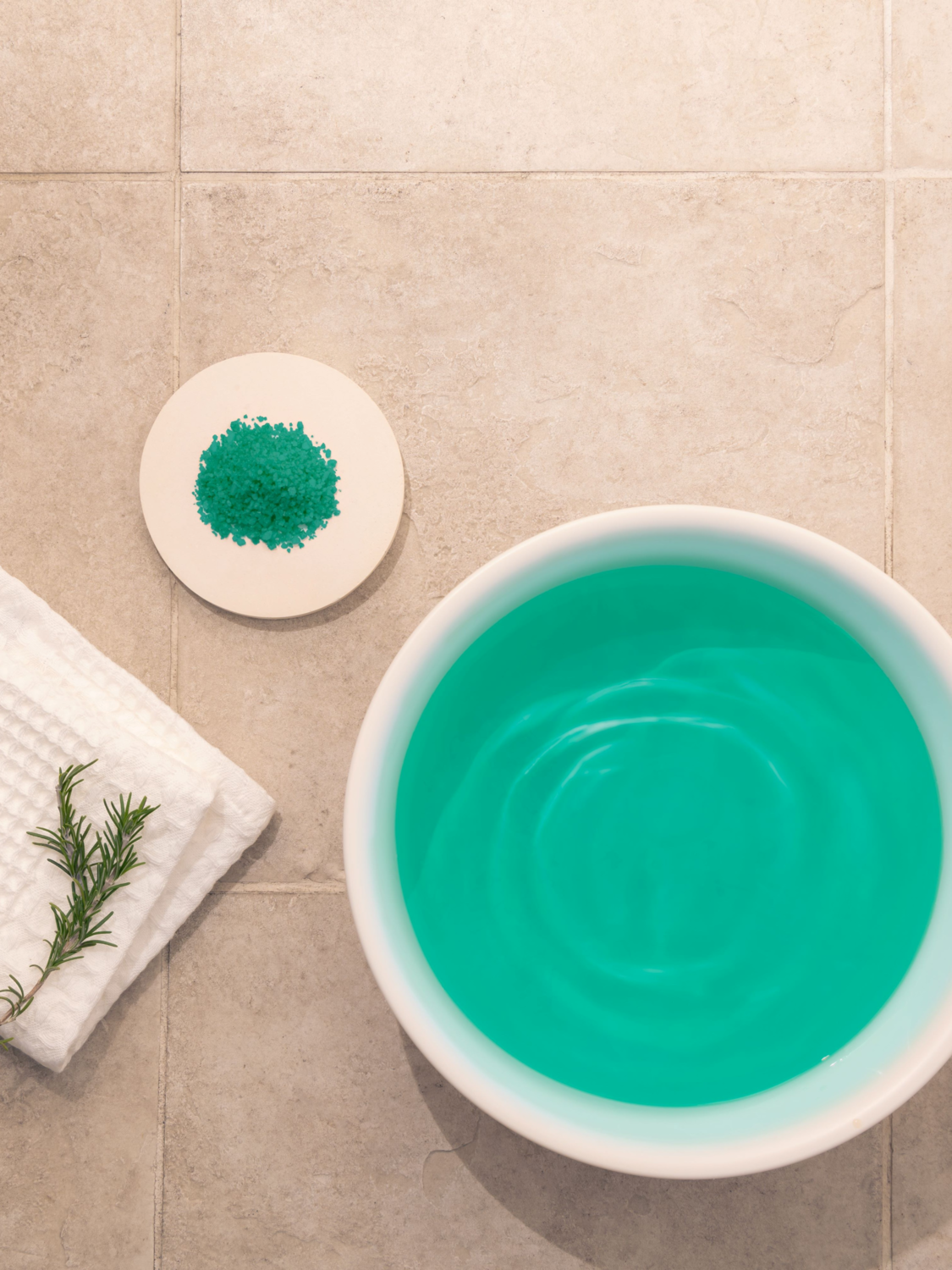 【新品】クナイプ バスソルト ピースフルモーメント ミント ローズマリー 4個 クナイプ バスソルト ピースフルモーメント ウォーターミント